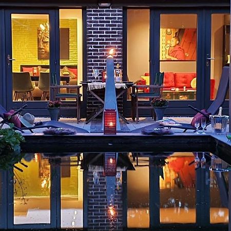 Downtown Hideaway, B&B Grand Deluxe Eindhoven Bagian luar foto