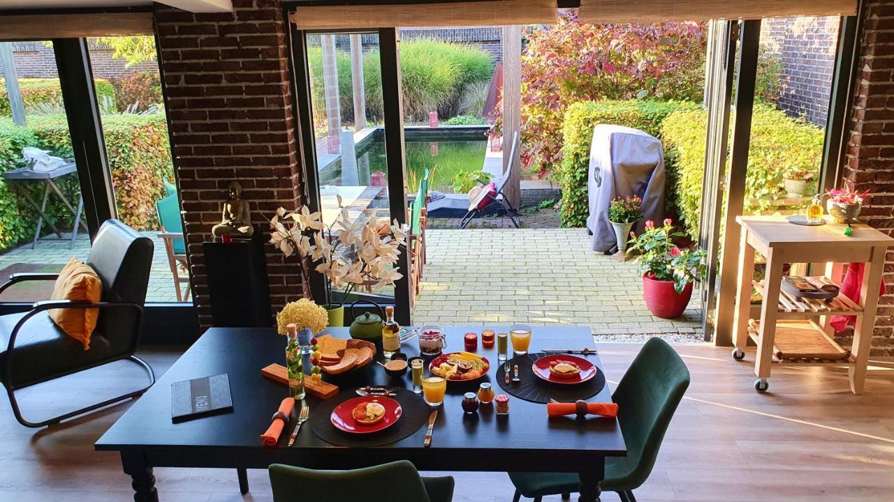 Downtown Hideaway, B&B Grand Deluxe Eindhoven Bagian luar foto